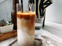 -UNI UNI(环亚凯瑟琳店)