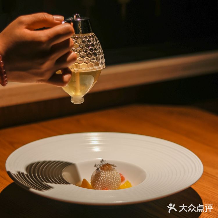 成都探店 | [糖果]法式装修风格黑珍珠川菜，约会首选地~