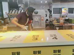 -麦当劳(深圳北站高铁店)