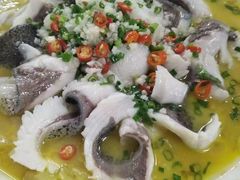 -年辉渔村·非遗传承餐厅(新丰江店)