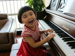 -The ONE 智能钢琴教室音乐恋琴吧·青岛市海玖玖艺术培训学校