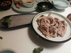 -洪氏嗨捞·猪肚鸡火锅(阳光天地店)
