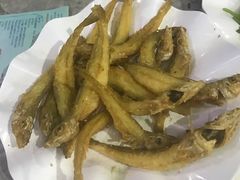 -亚龙湾8号(丁村万人海鲜广场店)