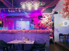 -樱花里音乐餐吧·牛扒椰子鸡(东圃店)