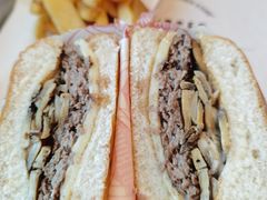 蘑菇芝士汉堡-FATBURGER 特富客汉堡(外交公寓店)