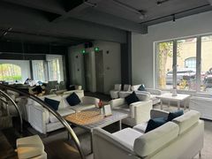 -穹六人间 people 6(岳阳路店)