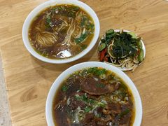桌子都是我自己擦干净-水仙拉面(水仙街店)