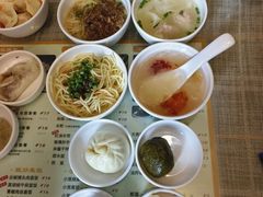-正一涵老味道名小吃(广汉总店)