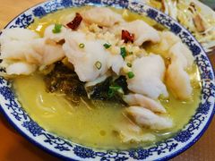 -泰润8号饭堂(闻喜路店)