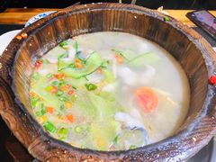 -秋语木桶鱼.酸菜鱼(开发区火车站店)