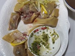 -明本湛江鸡•海鲜小厨(陈家祠店)
