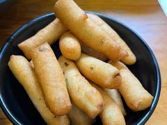 葱香小油条-郭记陵水酸粉(国贸路店)