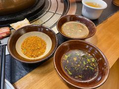 -阿山卓·野生菌火锅·纳西火塘烤肉