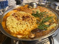 -富乐满韩国正宗炸鸡韩国料理(虹泉路店)