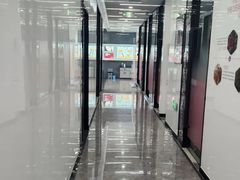 -武汉仁爱口腔(光谷店)