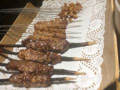 -聚串门儿·东北烧烤(信义坊店)