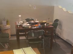 -巴隆门重庆老火锅(太湖路店)