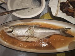 清蒸白水鱼-全聚德(上海首店浦东店)