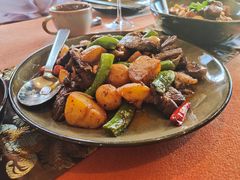 青粿炒牛肉-松赞拉萨林卡酒店