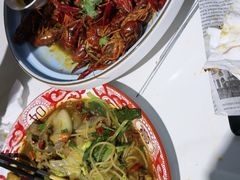 -嗨辣小聚·盘锦河蟹·海鲜烧烤龙虾(盘锦十年好店)