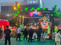 -万达广场(龙湖店)