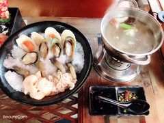 菌汤小火锅-丽江庭院之爱在路上(西单店)