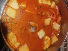 -尚尚仙·酸汤猪手·猪肚鸡火锅(华联万柳购物中心店)