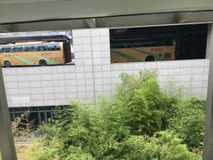 -上海虹桥客运西站