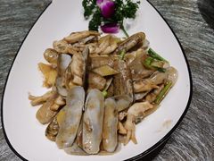 -雍沪里·沪湘融合菜( 康桥店)