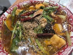 -泉哥小平房串店