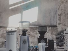 -边渡咖啡烘焙店(昙华林店)