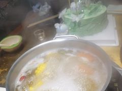 牛骨汤底-手选潮汕鲜活牛肉火锅(二七广场店)