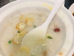 荔湾艇仔粥-卓粤拉肠(红庙店)