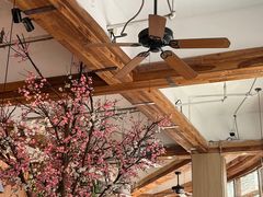 大堂-蜜桃餐厅·伴山(湖滨商业街店)