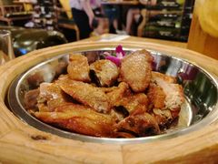 会跳舞的鸡-春风十里烧烤音乐吧(实力乐队驻唱三元里店)