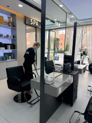 -SOLO Hair Salon