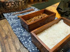 -出走咖啡·面包(宋庄店)