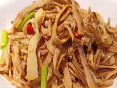 菜籽油焖衡阳烟笋-老湘村·湖南土菜(天河维多利店)