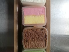慕斯白玉卷-欧式面包坊(青岛万象城店)