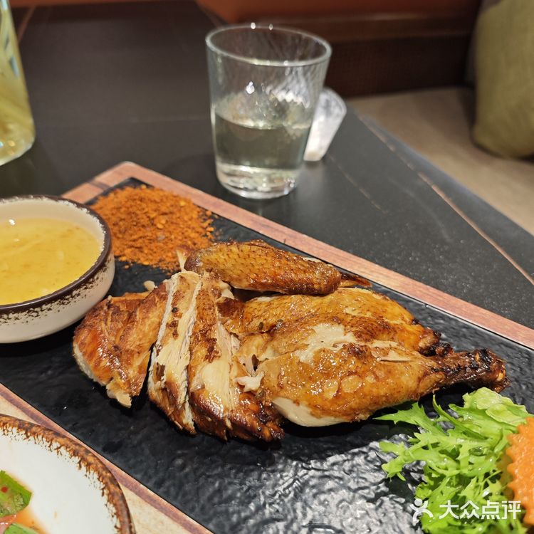 菜品用料不错的一家泰菜