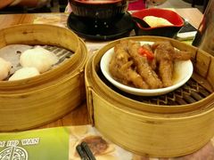 虾饺，豉汁蒸凤爪-添好运点心专门店(深水埗店)