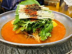 土豆排骨火锅（辣）-喇喇排骨火锅·传统韩式脊骨汤(望京西园总店)