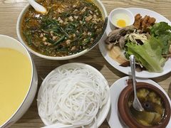 -德致祥云南过桥米线(云天小苑店)