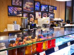 -巴黎贝甜(大宁国际商业广场店)