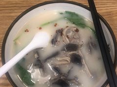 -鸭味先老鸭粉丝馆(瑞金路二号四号小区店)