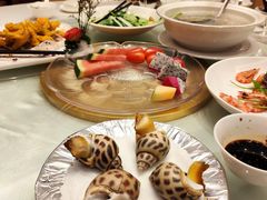 -榕树下海鲜馆(坪山路店)