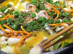 -山城外·非遗酸菜鱼(财富中心店)