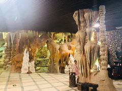 -泉城欧乐堡戏水湾艺术养生温泉