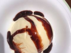 香草冰激凌-萨莉亚意式餐厅(杭州滨江天街店)