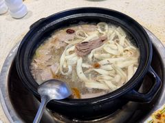 -九寨特色牦牛肉汤锅 羊肉汤锅